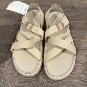 NWT‎ Chaco Women's Townes Sandal Leather Size 11 Ivory